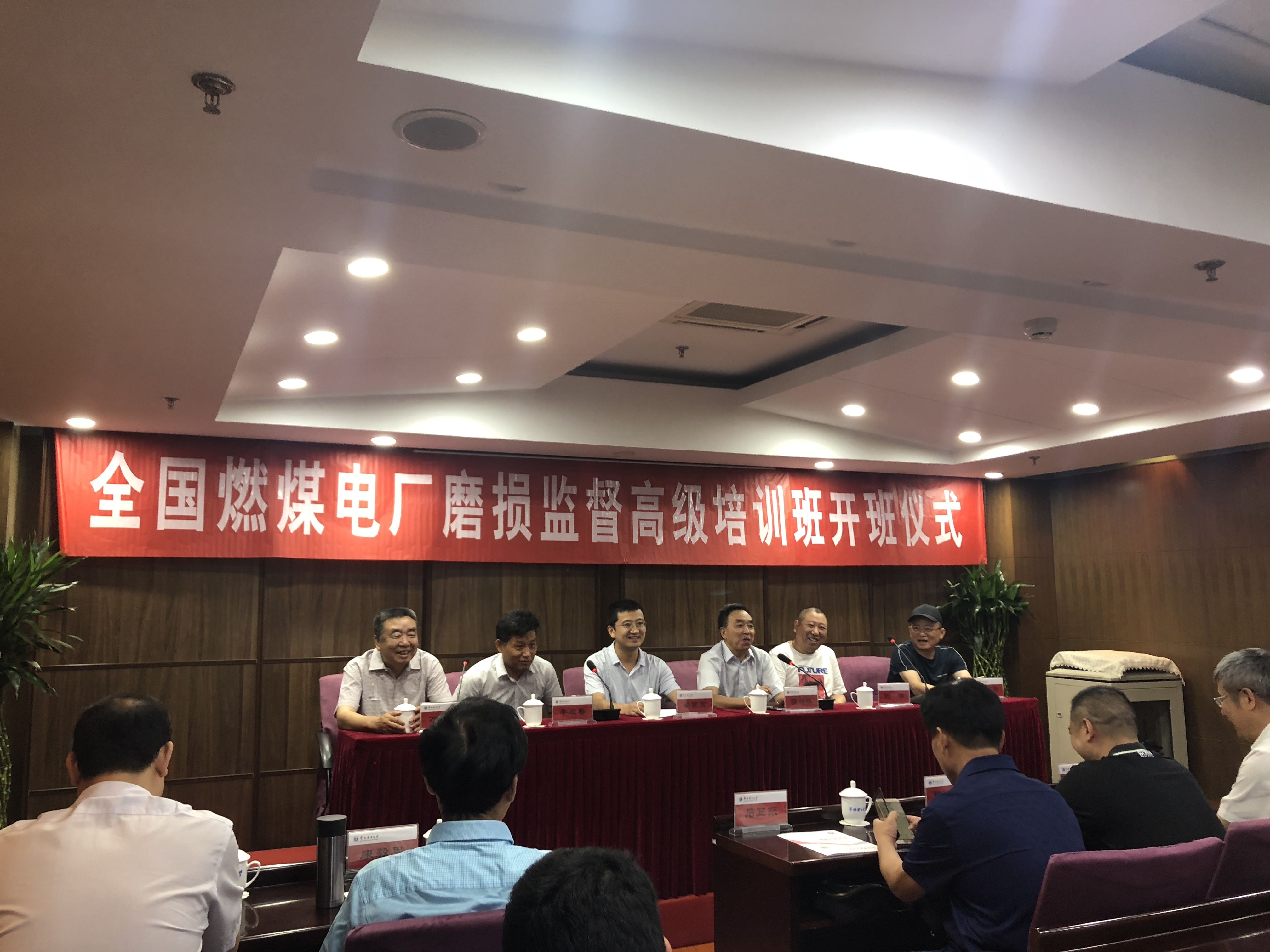 千與千尋，當(dāng)蘇州潤(rùn)達(dá)高鉻磨輥遇上華北電力大學(xué)！